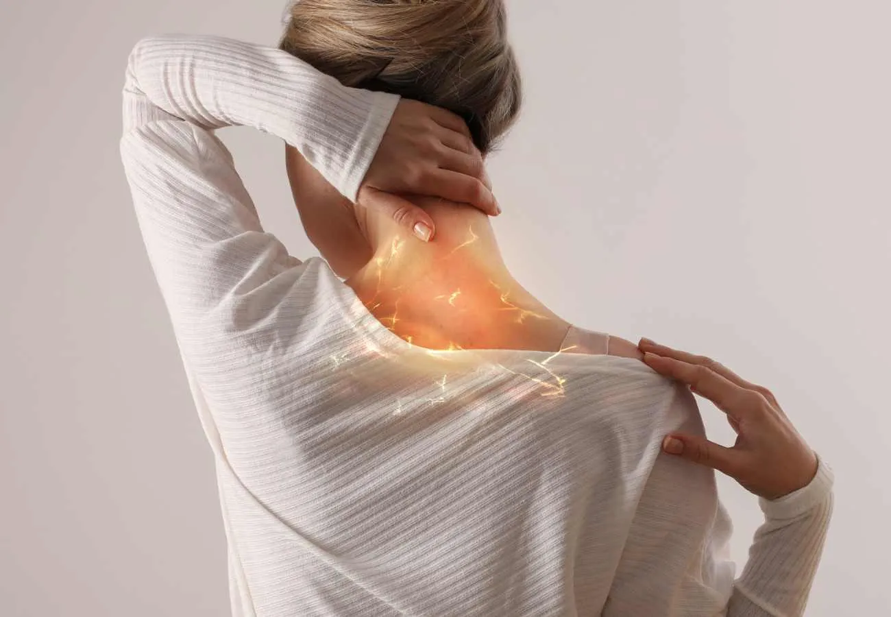 Tratamiento para dolor de espalda, cuello y hombros en Yeya Fisio-Spa